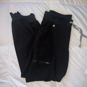 figs black jogger scrubs size small